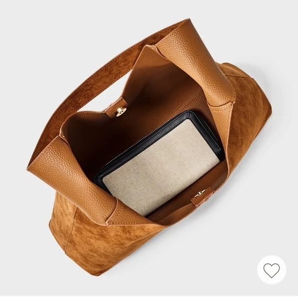 Universal Thread Tan Hobo Bag - Picture 2 of 5